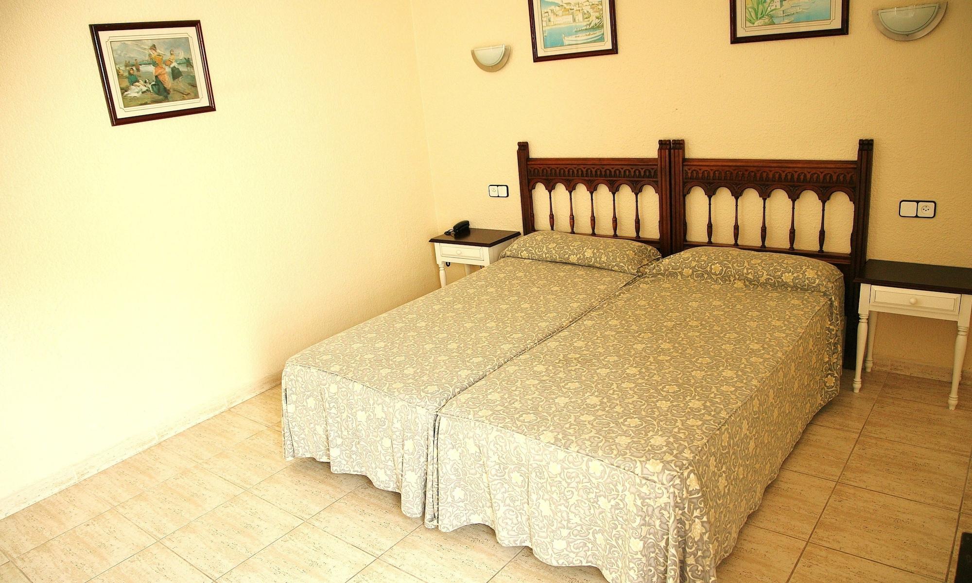 Villa Columbus Family Boutique Hotel Peguera Dış mekan fotoğraf